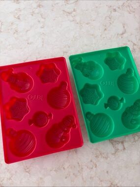 Holiday plastic Mold Set for Jello jigglers - Red & Green